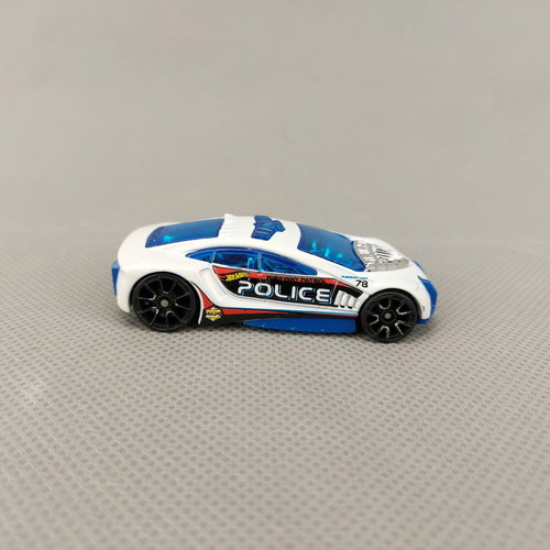 Hot Wheels Speed Trap 2010 HWPD toy car used, white-blue 1:64