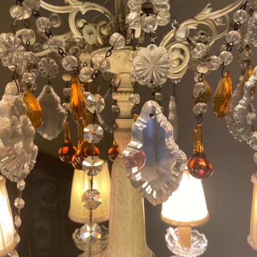 Chandelier like new with crystals and lampshades