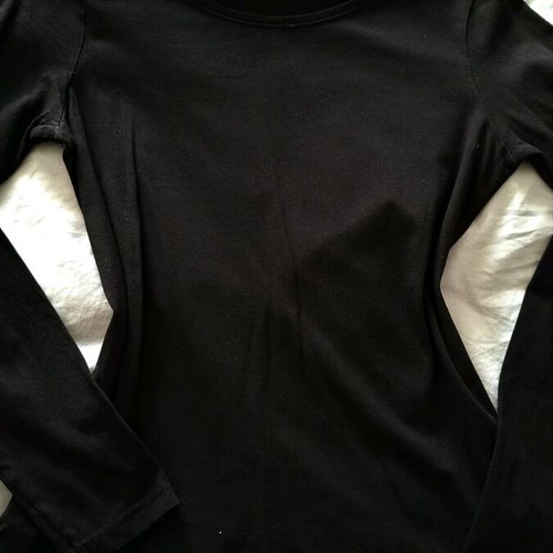 Black blouse size S like new