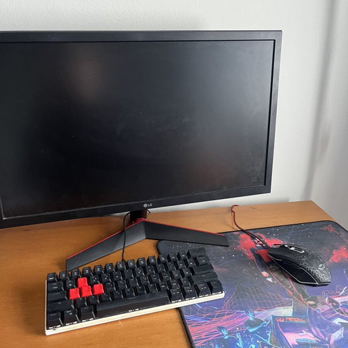 LG 24’ 144Hz Monitor like new