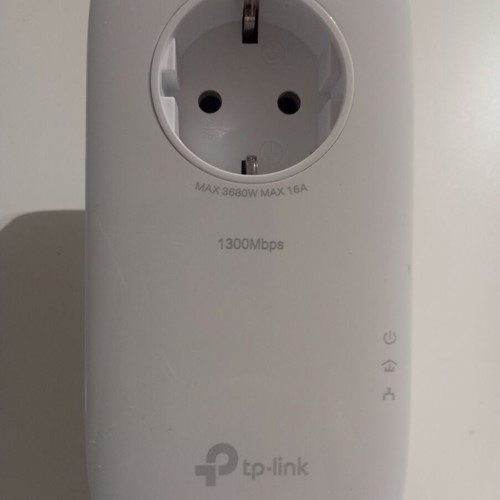 TP-Link powerline adapter TL-PA8010P used, broken