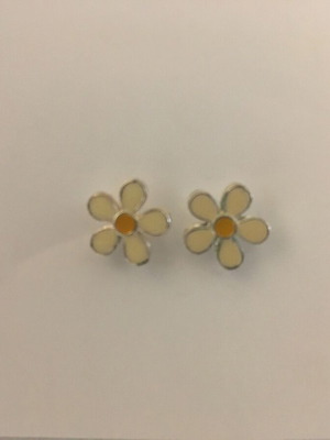 Daisy earrings small stud