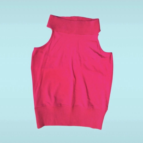 Halterneck top like new, fuchsia knit with open back