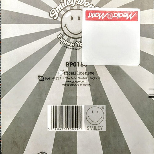 Smiley World badges new, set of 4 with various expressions