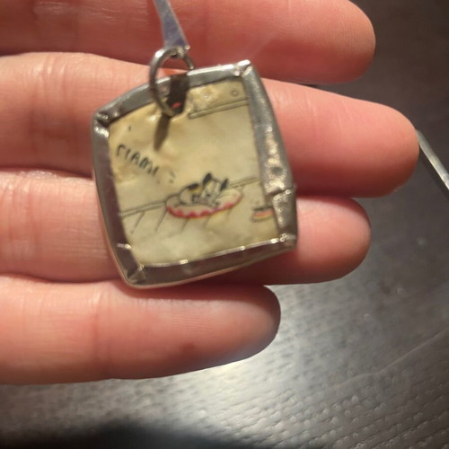 Silver handmade earrings like new, hanging with different frame
