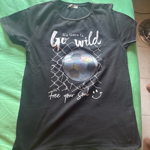Be Wild kids t-shirt like new, black, size 140 cm