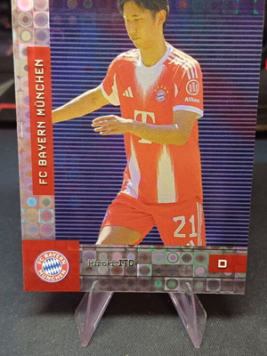 Topps FC Bayern München Team Set 2025/26 Hiroki Itō Holo FT-5 like new