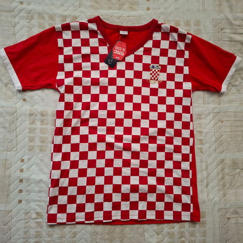 Croatia Football Shirt #10 Modric New, Size Small