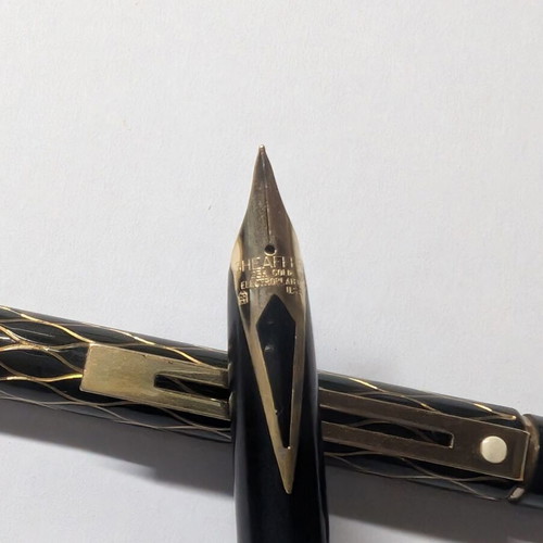 Sheaffer Targa Slimline 679s fountain pen used, black and gold