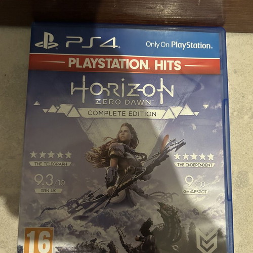 Horizon Zero Dawn Complete Edition PS4 game