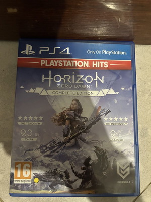Horizon Zero Dawn Complete Edition PS4 game