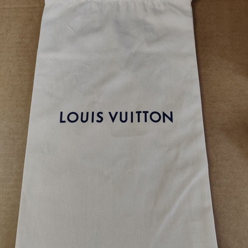 Louis Vuitton Dustbag like new 40 x 23 cm