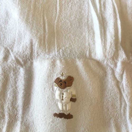 Children's gift towel new with teddy bear design in packaging