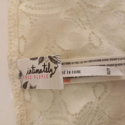 Lace bustier beige like new