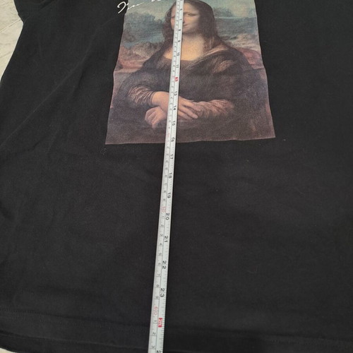 La Gioconda T-shirt size Large like new, black, Pull & Bear