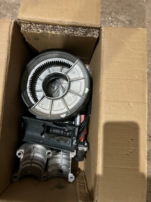 Garage door motor 700watt used, needs repair