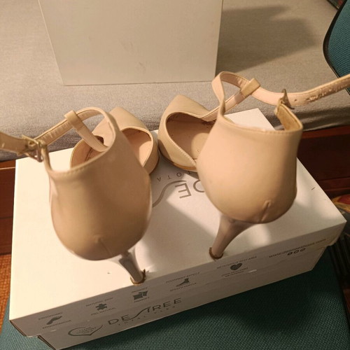 Beige pumps used size 39