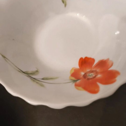 Serving bowls set of 6 like new