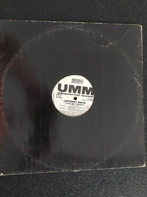 Love Me Tonight 12″ single by Anthony White used, electronic