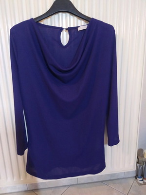 Women's blouse small navy blue with 3/4 sleeve and buttons like new