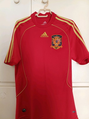 Adidas Spain National Team Jersey 2008 like new, authentic