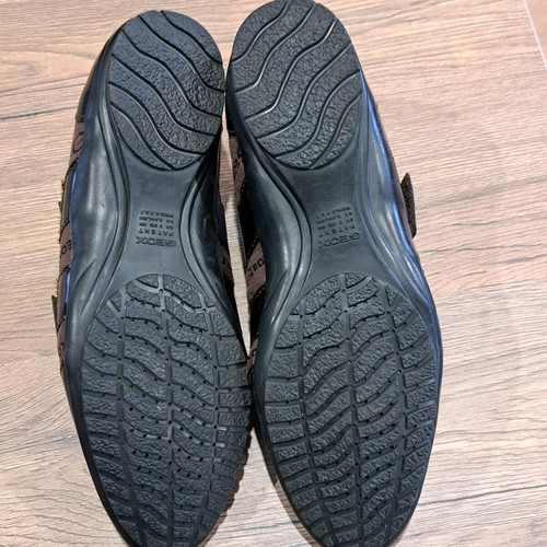 Geox Respira women's sports shoes like new, brown, size 37.5