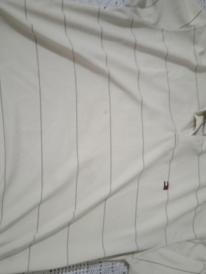 Tommy Hilfiger T-shirt XL with minor defect