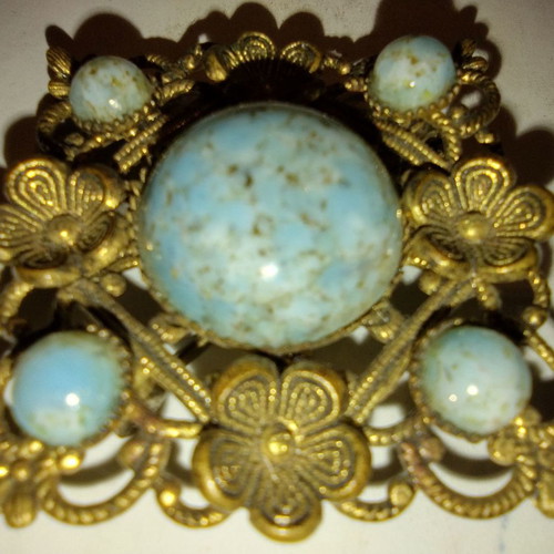 Antique filigree pin used, made of brass