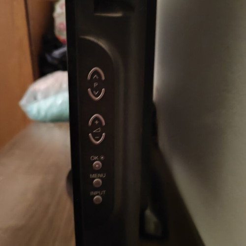 LG 32" TV used without working speakers