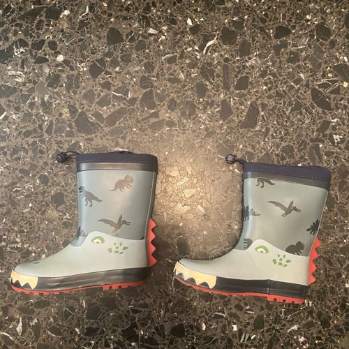 Dpam kids rain boots size 29 used, grey multicolor