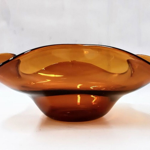 Glass bowl with wavy edge freeform amber glass like new