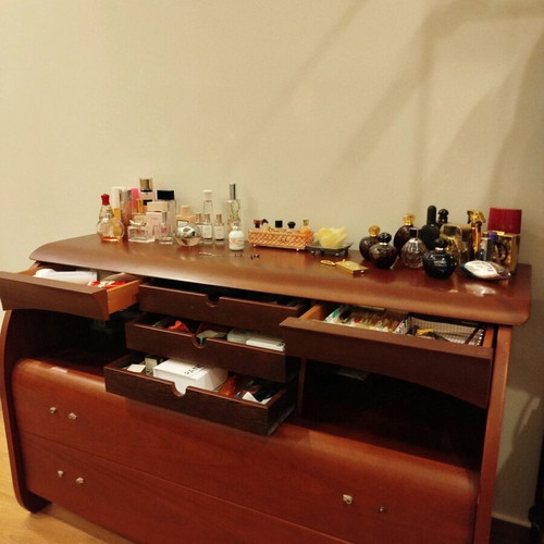 Join bedroom dressing table like new, solid walnut wood
