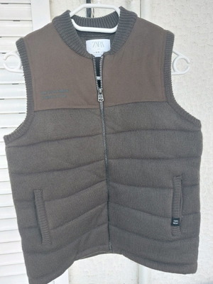 Zara olive knit vest for boys 9-10 years new, warm with pockets