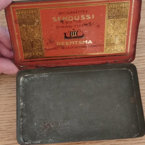 Senoussi cigarette case collectible circa 1920, German company