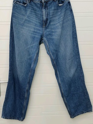 Guess mom jean 42 σαν καινούργιο, μπλε