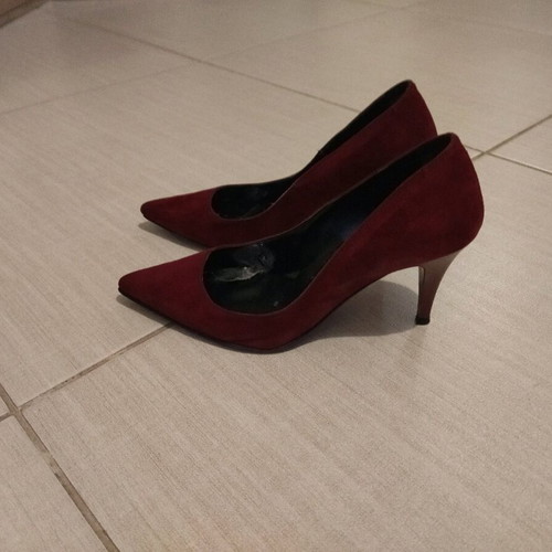 Suede pumps used, burgundy color, size 36, thin heel 8 cm
