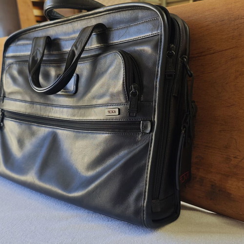 Tumi Alpha Slim Large Screen Leather Briefcase used