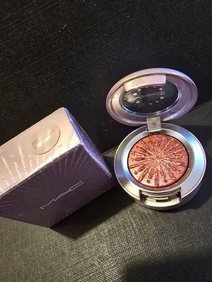 Mac eyeshadow limited edition new