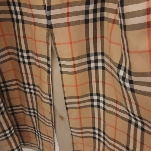 Burberry trench coat size L like new, beige