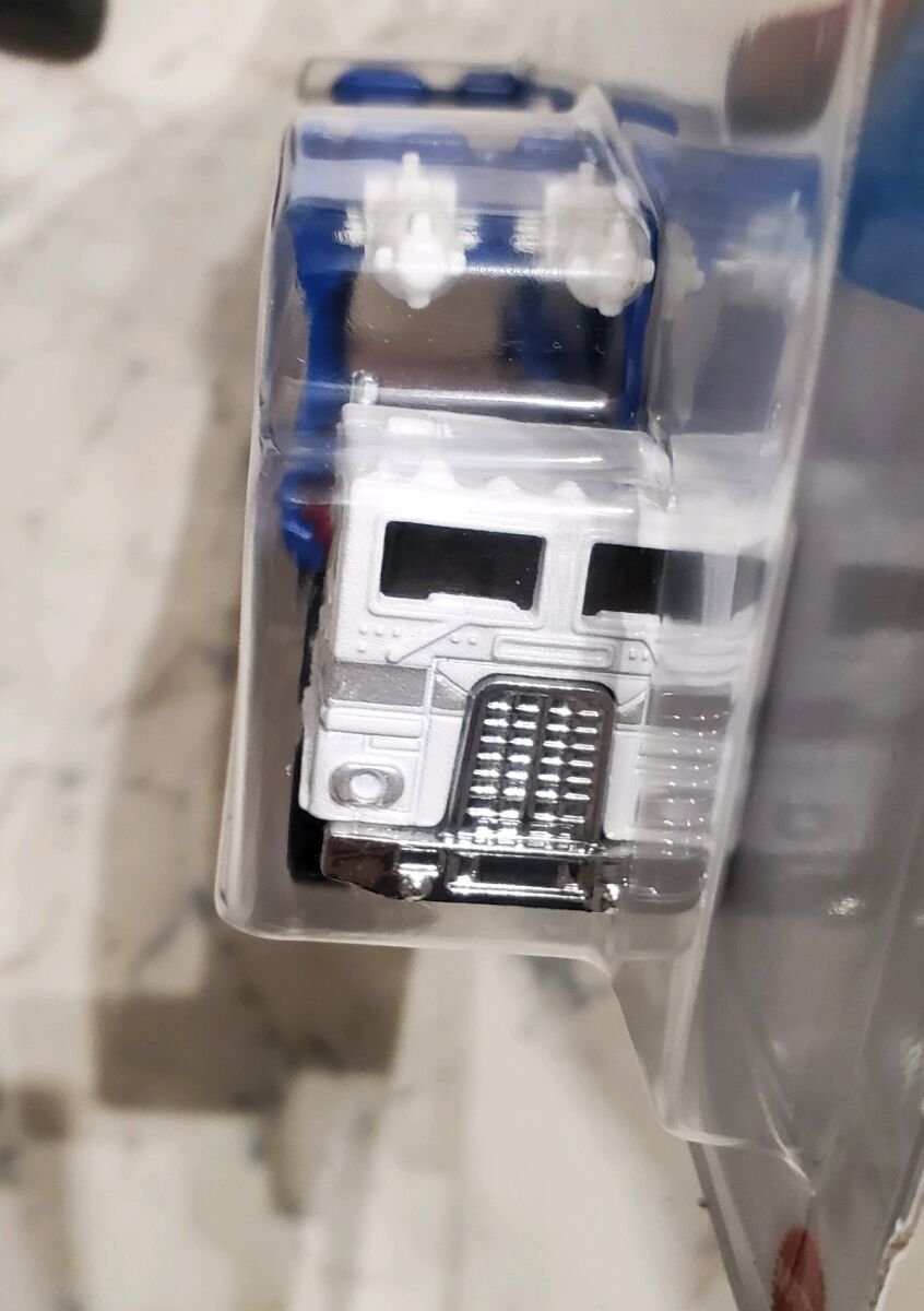 hot wheels Transformers, Ultra Magnus - € 11,99 - Vendora.gr