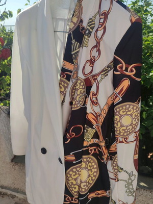 Long jacket unused one size with beautiful pattern