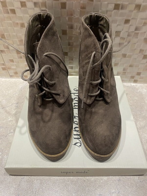 Nikolas suede ankle boots, grey brown, size 39