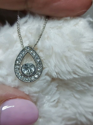 Pendant with silver-plated earrings new