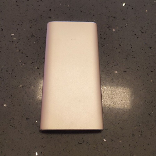 Samsung power bank 10000mAh 38.5Wh like new, fast charge