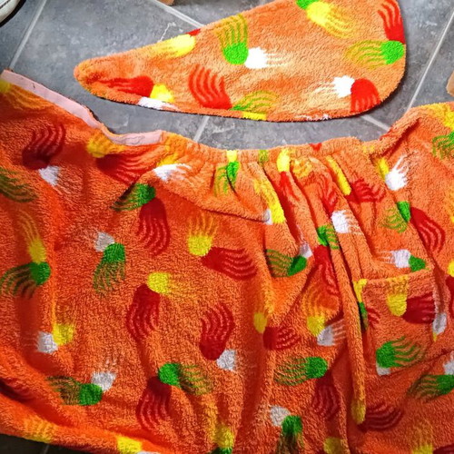 Bathrobe and hat used