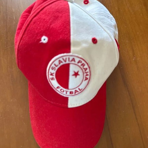 Retro Slavia Prague Hat like new, authentic