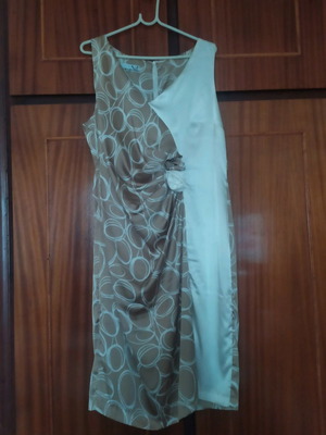 VS women's dress like new, size 54
