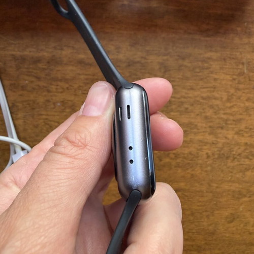 Apple Watch Series 3 μεταχειρισμένο με αυθεντικό κουτί και καινούργιο λουράκι