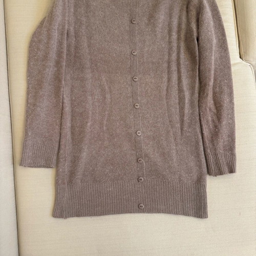 Beige pullover sweater like new with decorative buttons