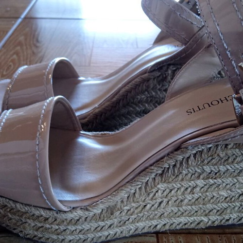 Moschoutis beige platform sandals No38 new